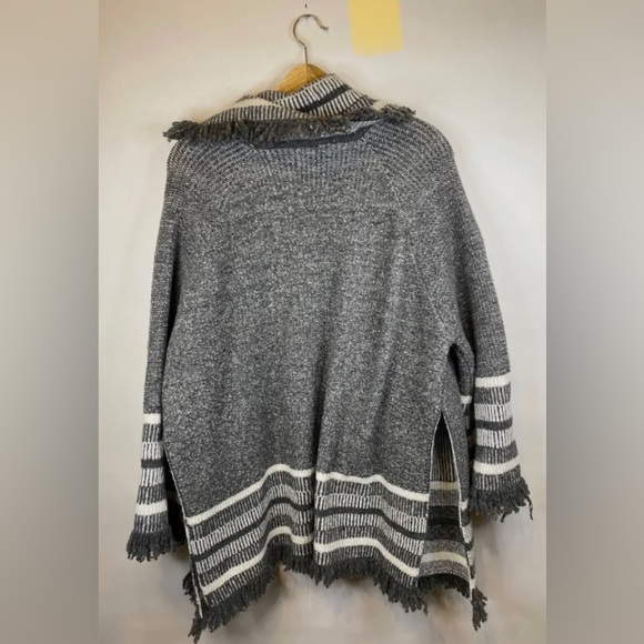Saturday Sunday Anthropologie Gray Stripe Portland Collar Kimono Cardigan Fringe - Picture 3 of 3